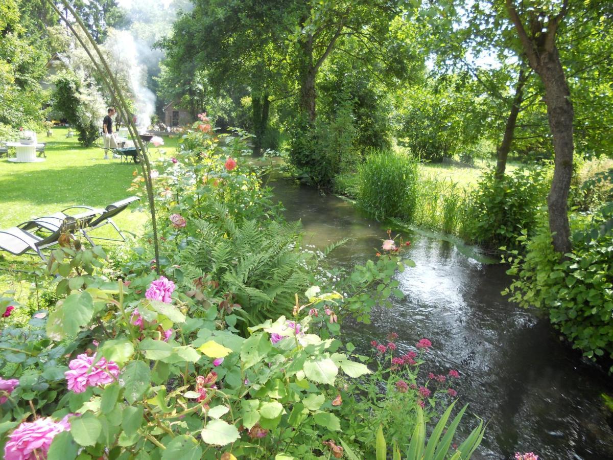 Bed and Breakfast Le Moulin Des Roses Neslette Exterior foto