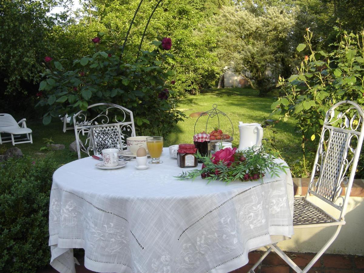 Bed and Breakfast Le Moulin Des Roses Neslette Exterior foto
